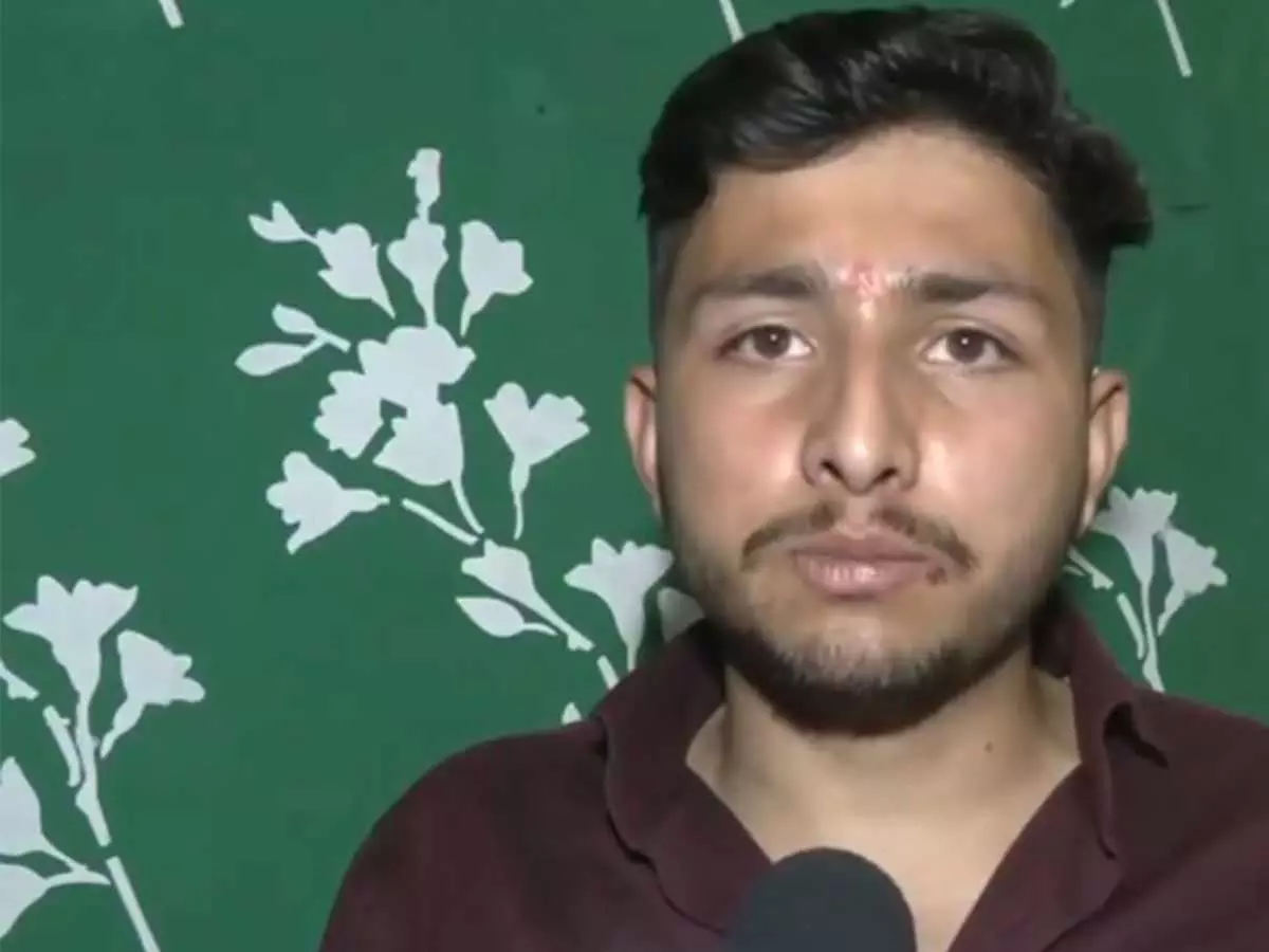 ABVP JK सचिव ने जम्मू विश्वविद्यालय के पाठ्यक्रम से जिन्ना संबंधी विषय हटाने की सिफारिश का किया स्वागत ABVP JK सचिव ने जम्मू विश्वविद्यालय के पाठ्यक्रम से जिन्ना संबंधी विषय हटाने की सिफारिश का किया स्वागत