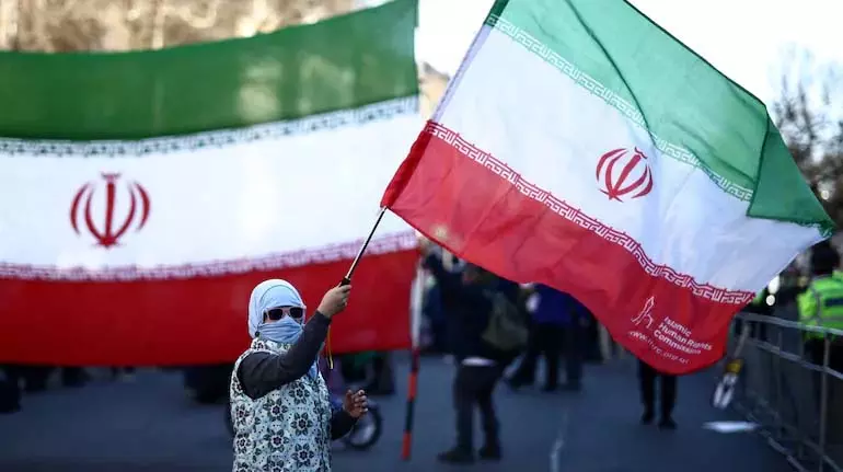 Tehran ने ट्रंप के बातचीत के दावे को खारिज किया Tehran ने ट्रंप के बातचीत के दावे को खारिज किया