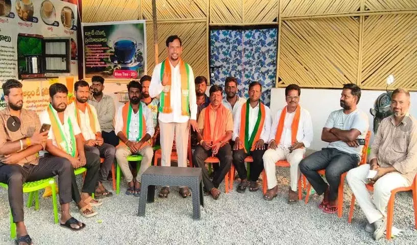 Chandur में तेलंगाना पब्लिक स्कूल स्थापित किया जाना चाहिए Chandur में तेलंगाना पब्लिक स्कूल स्थापित किया जाना चाहिए