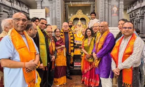 मैसाचुसेट्स के मंदिर पहुंचे यूएस कांग्रेसमैन मैकगवर्न, दिखा सामुदायिक जुड़ाव