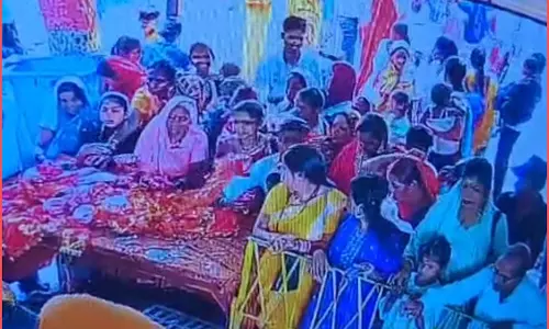 महिला गिरफ्तार, महामाया मंदिर में चोरी का LIVE वीडियो