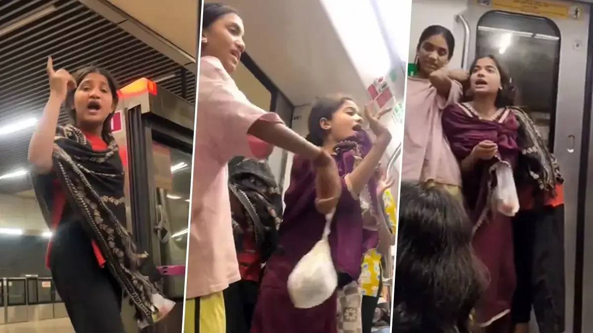 Delhi Metro के महिला कोच में हंगामा, महिला से बदसलूकी का वीडियो वायरल Delhi Metro के महिला कोच में हंगामा, महिला से बदसलूकी का वीडियो वायरल
