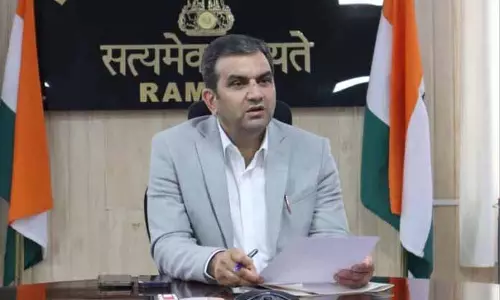 DC Ramban ने राजस्व विभाग के कामकाज की समीक्षा की DC Ramban ने राजस्व विभाग के कामकाज की समीक्षा की