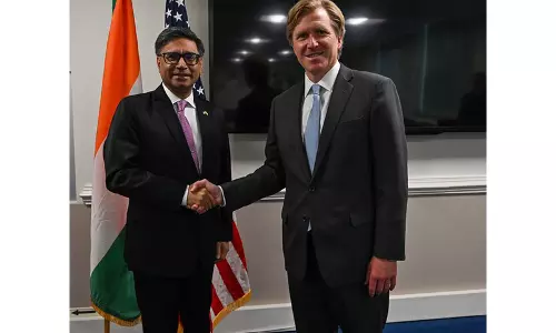 भारत में US युद्ध उप-सचिव, प्रमुख वरिष्ठ अधिकारियों के साथ संवाद करेंगे भारत में US युद्ध उप-सचिव, प्रमुख वरिष्ठ अधिकारियों के साथ संवाद करेंगे