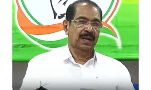 प्रदेश कांग्रेस अध्यक्ष सन्नी जोसेफ़ ने राहुल गांधी को निशाना बनाने के लिए CM पिनराई विजयन पर साधा निशाना प्रदेश कांग्रेस अध्यक्ष सन्नी जोसेफ़ ने राहुल गांधी को निशाना बनाने के लिए CM पिनराई विजयन पर साधा निशाना