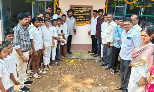 Verisk Analytics ने Burgampahad Tribal School को ₹3.5 लाख दान किए Verisk Analytics ने Burgampahad Tribal School को ₹3.5 लाख दान किए