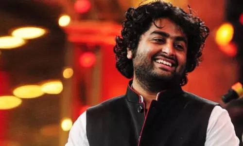 Arijit Singh ने भूत बंगला के गाने तू ही दिसदा से की दमदार वापसी Arijit Singh ने भूत बंगला के गाने तू ही दिसदा से की दमदार वापसी