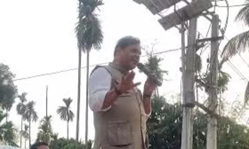 Himanta Biswa Sarma को भवानीपुर में ‘गोपाल अता पुरस्कार’ से किया गया सम्मानित