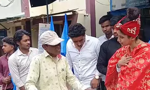राजन्या: Trinamool-BJP पर निशाना साधा, घागरबुरी मंदिर में पूजा की