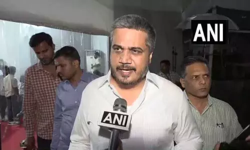 रोहित पवार का बड़ा आरोप: “संदिग्ध मौत की जांच के लिए FIR जरूरी रोहित पवार का बड़ा आरोप: “संदिग्ध मौत की जांच के लिए FIR जरूरी