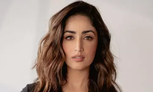 Yami Gautam के वायरल वीडियो: प्रमोशन के दौरान नज़रअंदाज़ किए जाने पर चर्चा तेज Yami Gautam के वायरल वीडियो: प्रमोशन के दौरान नज़रअंदाज़ किए जाने पर चर्चा तेज