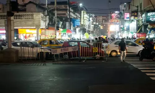 Chaitra की रात की ठंड: बाइक पर अभी भी जैकेट और मफ़लर की ज़रूरत Chaitra की रात की ठंड: बाइक पर अभी भी जैकेट और मफ़लर की ज़रूरत