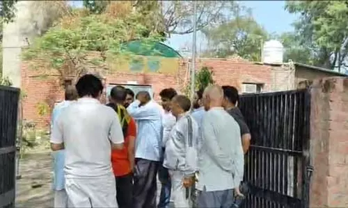 शताब्दी ट्रेन से गिरकर अनुभवी एथलीट की मौत, जांच में जुटी पुलिस शताब्दी ट्रेन से गिरकर अनुभवी एथलीट की मौत, जांच में जुटी पुलिस