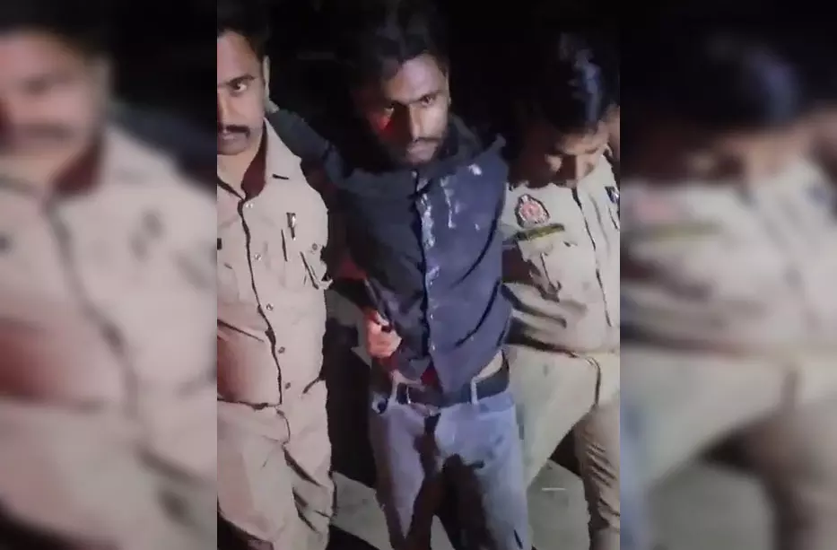पुलिस से मुठभेड़, 25-25 हजार रुपए के इनामी तीन बदमाश गिरफ्तार पुलिस से मुठभेड़, 25-25 हजार रुपए के इनामी तीन बदमाश गिरफ्तार