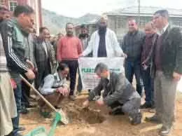 मीरवाइज ने गुलाम नबी जकी के निधन पर शोक व्यक्त किया मीरवाइज ने गुलाम नबी जकी के निधन पर शोक व्यक्त किया