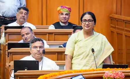 दिल्ली बजट पेश करने से पहले विधानसभा को मिली बम से उड़ाने की धमकी, चप्पे-चप्पे की जांच दिल्ली बजट पेश करने से पहले विधानसभा को मिली बम से उड़ाने की धमकी, चप्पे-चप्पे की जांच