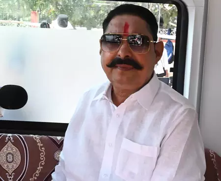 बिहार: अनंत सिंह चुनाव नहीं लड़ने की घोषणा पर कायम, दुलारचंद हत्या मामले में खुद को बताया निर्दोष बिहार: अनंत सिंह चुनाव नहीं लड़ने की घोषणा पर कायम, दुलारचंद हत्या मामले में खुद को बताया निर्दोष