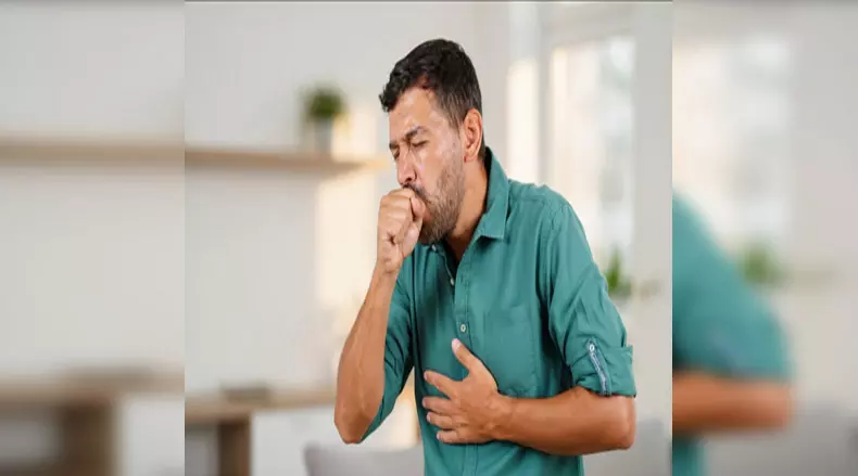 मौसम बदलते ही बढ़ती है सूखी खांसी, जानें इसके आसान उपाय मौसम बदलते ही बढ़ती है सूखी खांसी, जानें इसके आसान उपाय