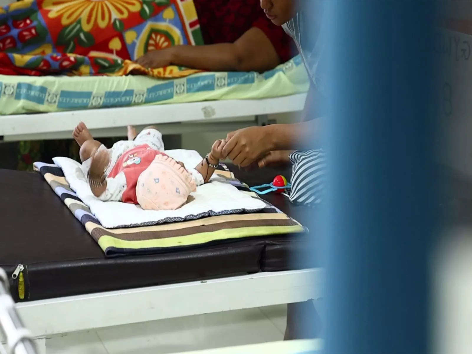 गुजरात: IKDRC में किफायती IVF सुविधा जोड़ों के लिए उम्मीद की किरण बनी गुजरात: IKDRC में किफायती IVF सुविधा जोड़ों के लिए उम्मीद की किरण बनी