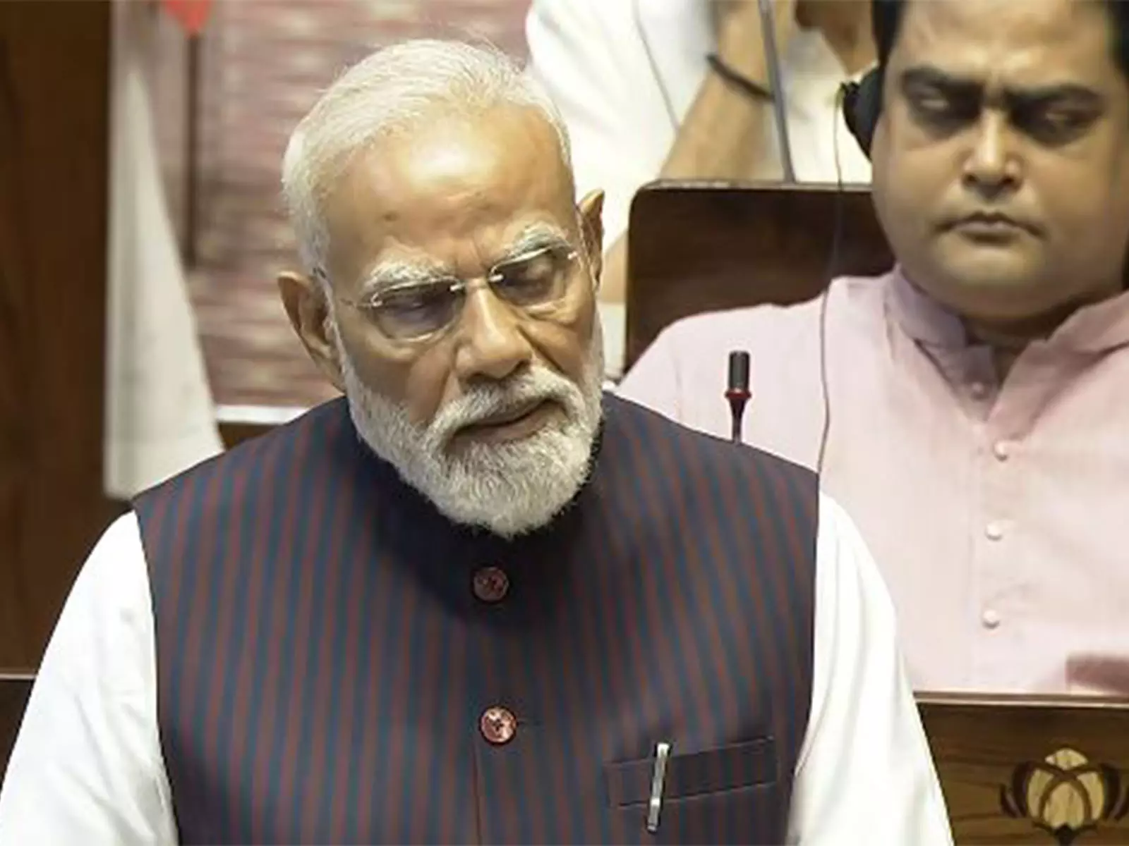 भारत के पास कच्चे तेल का पर्याप्त भंडारण और निरंतर आपूर्ति की व्यवस्था है: राज्यसभा में PM मोदी भारत के पास कच्चे तेल का पर्याप्त भंडारण और निरंतर आपूर्ति की व्यवस्था है: राज्यसभा में PM मोदी