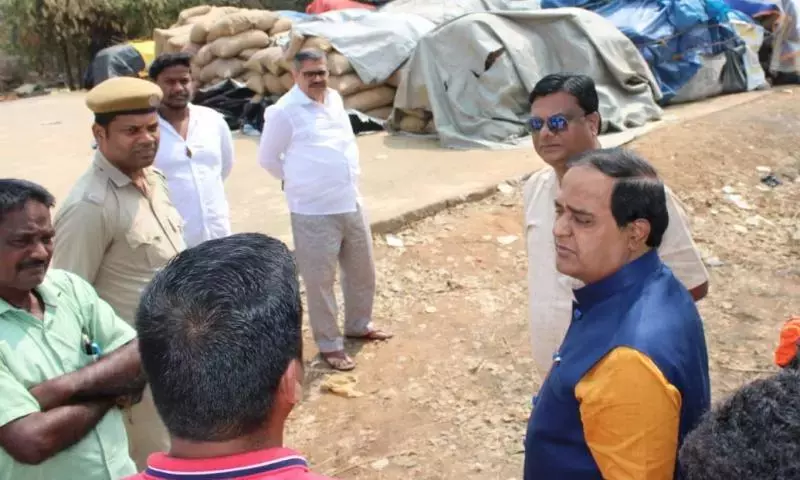 कृष्ण चंद्र पात्रा: Odisha में धान खरीद 75 लाख MT के पार, किसानों को बड़ा लाभ कृष्ण चंद्र पात्रा: Odisha में धान खरीद 75 लाख MT के पार, किसानों को बड़ा लाभ
