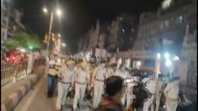 पुलिस ने रामनवमी 2026 से पहले पैदल मार्च कर सुरक्षा और तैयारियों का किया जायजा पुलिस ने रामनवमी 2026 से पहले पैदल मार्च कर सुरक्षा और तैयारियों का किया जायजा