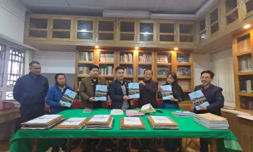 New Archives Guidebook सिक्किम के ऐतिहासिक अभिलेखों तक पहुँच का विस्तार करती New Archives Guidebook सिक्किम के ऐतिहासिक अभिलेखों तक पहुँच का विस्तार करती
