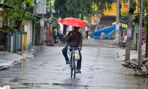 NCR में फिर बदलेगा मौसम का मिजाज, 29 मार्च को तेज बारिश और तूफान की संभावना NCR में फिर बदलेगा मौसम का मिजाज, 29 मार्च को तेज बारिश और तूफान की संभावना