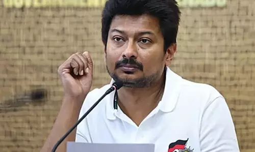 Tamil Nadu : उप-मुख्यमंत्री उदयनिधि की कार की फिर से तलाशी ली गई Tamil Nadu : उप-मुख्यमंत्री उदयनिधि की कार की फिर से तलाशी ली गई