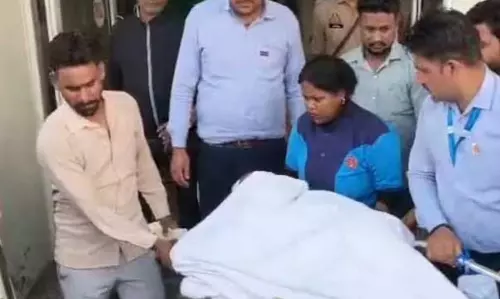 पुलिस कस्टडी में बहन को भाई ने मारी गोली, खौफ़नाक कबूलनामा! पुलिस कस्टडी में बहन को भाई ने मारी गोली, खौफ़नाक कबूलनामा!