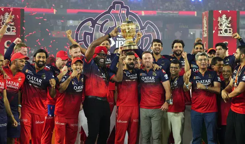 RCB 16,660 करोड़ रुपये के सौदे में आदित्य बिड़ला ग्रुप के कंसोर्टियम को बेची गई RCB 16,660 करोड़ रुपये के सौदे में आदित्य बिड़ला ग्रुप के कंसोर्टियम को बेची गई