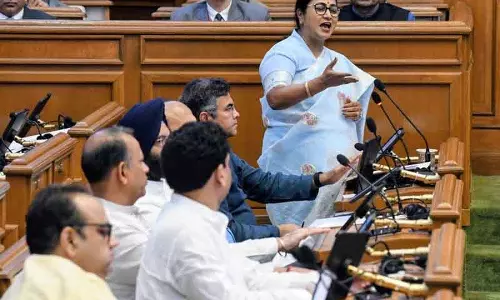 CM रेखा गुप्ता ने 2026-27 के लिए दिल्ली का 1,03,700 करोड़ रुपये का बजट पेश किया CM रेखा गुप्ता ने 2026-27 के लिए दिल्ली का 1,03,700 करोड़ रुपये का बजट पेश किया