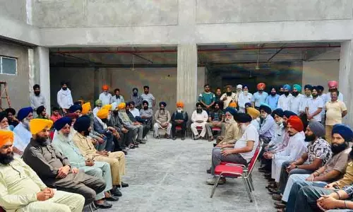 मिरी पीरी संस्थान पर कब्ज़े की कोशिश से सिख गुरुद्वारा संस्था में दरार गहरी हुई