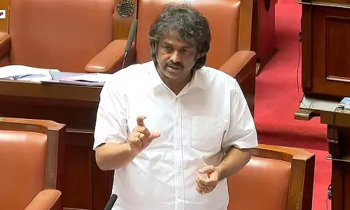 Karnataka : विधानसभा में शिक्षक स्थानांतरण विनियमन संशोधन अधिनियम पारित Karnataka : विधानसभा में शिक्षक स्थानांतरण विनियमन संशोधन अधिनियम पारित