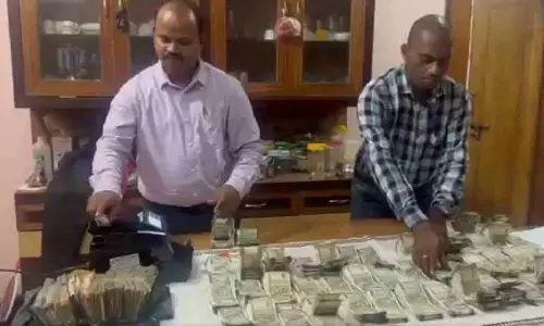 रिश्वत मामले में छापेमारी के दौरान विजिलेंस ने RDE ऑडिटर से 28.7 लाख रुपये नकद बरामद किए