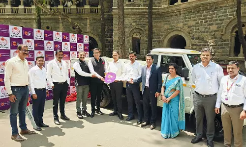 AU स्मॉल फाइनेंस बैंक ने वन्यजीव संघर्ष से निपटने के लिए वन विभाग को बचाव वाहन दान किया