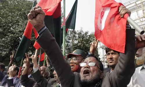 Bangladesh अल्पसंख्यक समूह ने 1971 नरसंहार प्रस्ताव का किया स्वागत
