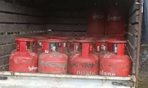 दीमापुर के DC ने LPG आपूर्ति की निगरानी और गड़बड़ियों पर रोक लगाने के लिए समिति गठित की दीमापुर के DC ने LPG आपूर्ति की निगरानी और गड़बड़ियों पर रोक लगाने के लिए समिति गठित की