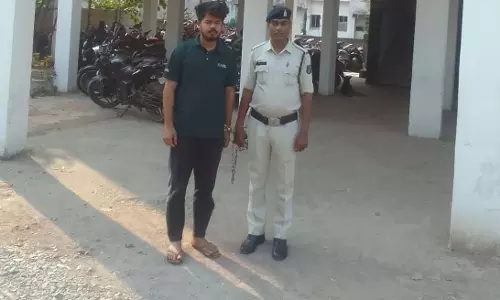 शादी का झांसा देकर शारीरिक शोषण, फरार आरोपी गिरफ्तार शादी का झांसा देकर शारीरिक शोषण, फरार आरोपी गिरफ्तार