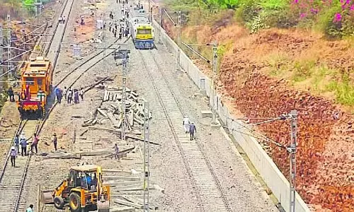 Gadag-हुतगी रेल लाइन का काम पूरा: ट्रेन यातायात के लिए तैयार Gadag-हुतगी रेल लाइन का काम पूरा: ट्रेन यातायात के लिए तैयार