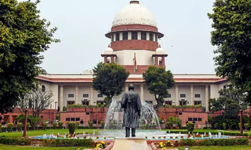 सुप्रीम कोर्ट ने वंदे मातरम पर MHA सर्कुलर के खिलाफ याचिका खारिज की सुप्रीम कोर्ट ने वंदे मातरम पर MHA सर्कुलर के खिलाफ याचिका खारिज की