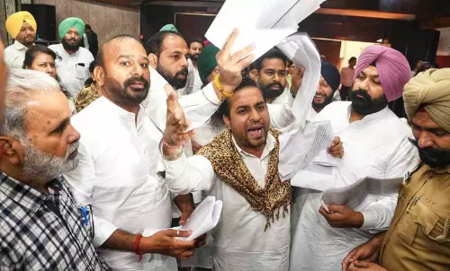Ludhiana MC सदन में हंगामा, बिना चर्चा के 1,258.8 करोड़ रुपये का बजट पारित Ludhiana MC सदन में हंगामा, बिना चर्चा के 1,258.8 करोड़ रुपये का बजट पारित