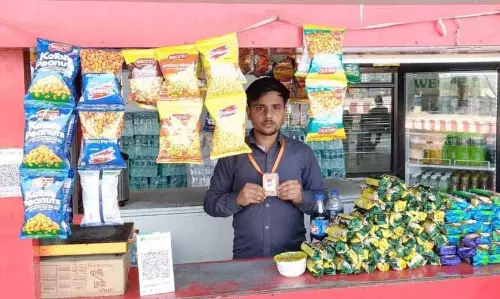 Ludhiana में रेलवे ने कैटरिंग वेंडरों के लिए QR कोड वाले ID कार्ड अनिवार्य किए