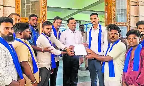 HESCOM और नगर निगम अधिकारियों के ख़िलाफ़ कार्रवाई की मांग
