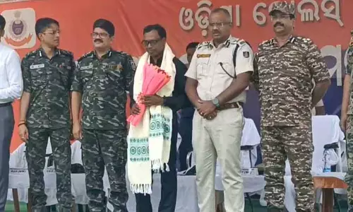 नक्सल-विरोधी लड़ाई का निर्णायक चरण, Sukru ने औपचारिक रूप से आत्मसमर्पण किया नक्सल-विरोधी लड़ाई का निर्णायक चरण, Sukru ने औपचारिक रूप से आत्मसमर्पण किया