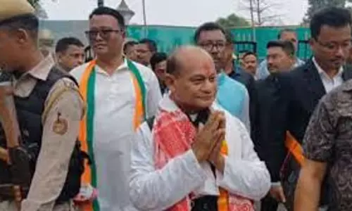 असम में BJP विधायक के नामांकन पर विवाद, एफिडेविट में गड़बड़ी का आरोप असम में BJP विधायक के नामांकन पर विवाद, एफिडेविट में गड़बड़ी का आरोप