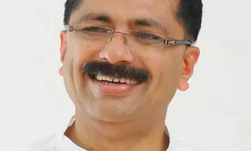 Kerala चुनाव : मलप्पुरम कलेक्टर ने गल्फ ऑफर पर रिपोर्ट मांगी Kerala चुनाव : मलप्पुरम कलेक्टर ने गल्फ ऑफर पर रिपोर्ट मांगी