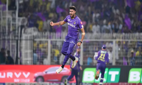 IPL 2026: KKR में हर्षित राणा की जगह नवदीप सैनी, पृथ्वीराज यारा की जगह GT में कुलवंत खेजरोलिया शामिल IPL 2026: KKR में हर्षित राणा की जगह नवदीप सैनी, पृथ्वीराज यारा की जगह GT में कुलवंत खेजरोलिया शामिल