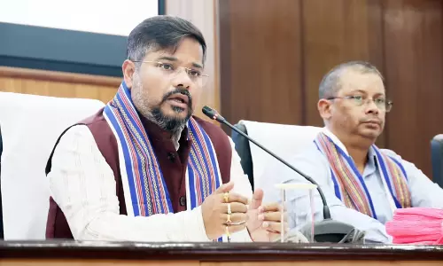 त्रिपुरा में पेट्रोल-डीज़ल और LPG सप्लाई पर सरकार का भरोसा त्रिपुरा में पेट्रोल-डीज़ल और LPG सप्लाई पर सरकार का भरोसा