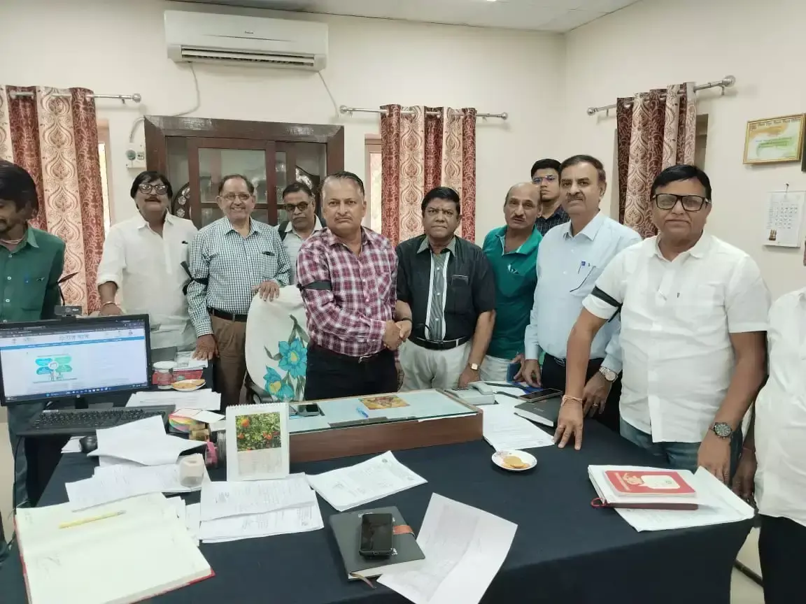 Jodhpur: निजीकरण के खिलाफ कर्मचारियों का आक्रोश Jodhpur: निजीकरण के खिलाफ कर्मचारियों का आक्रोश